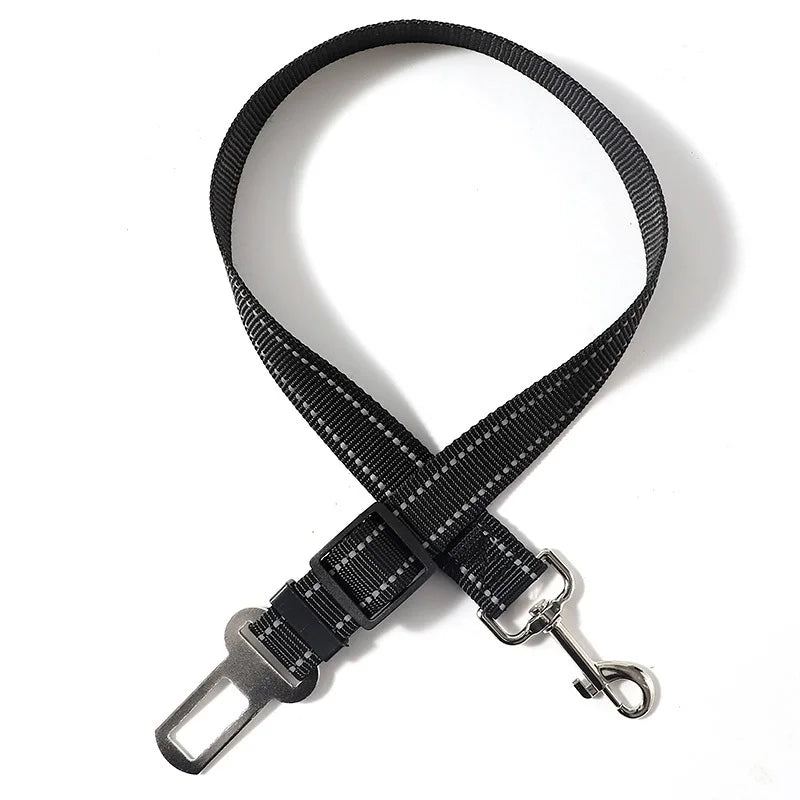 Cinturón de seguridad ajustable para mascotas en el coche