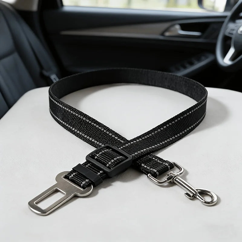 Cinturón de seguridad ajustable para mascotas en el coche